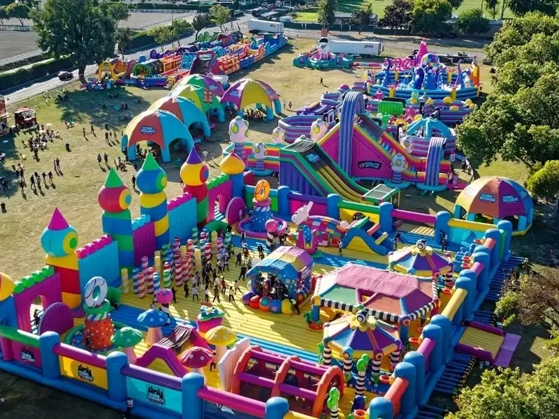 कोणती ताडपत्री सामग्री दीर्घकालीन बाह्य वापरासाठी अधिक योग्य आहे?